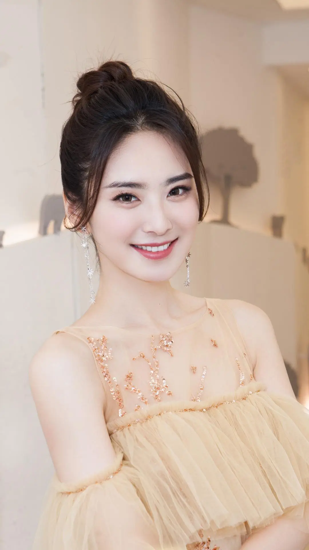 芒果台主持新生代 - Screenshot 1