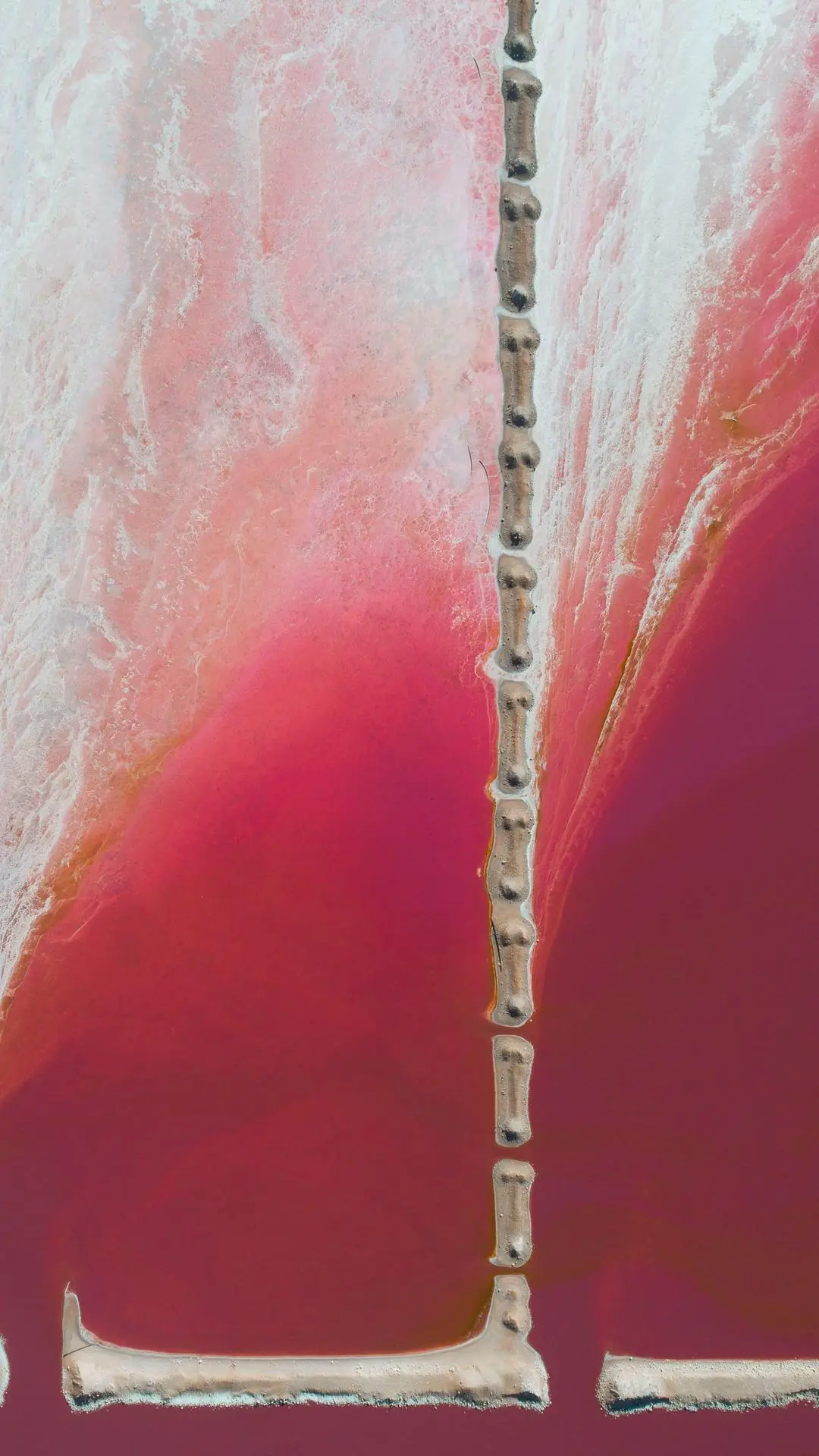 盐田的几何印象