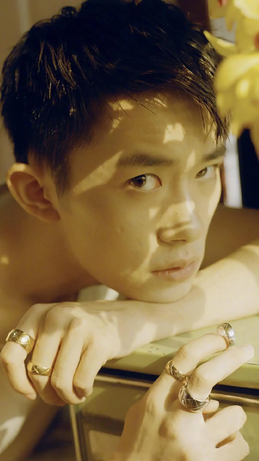 易烊千玺 不羁少年