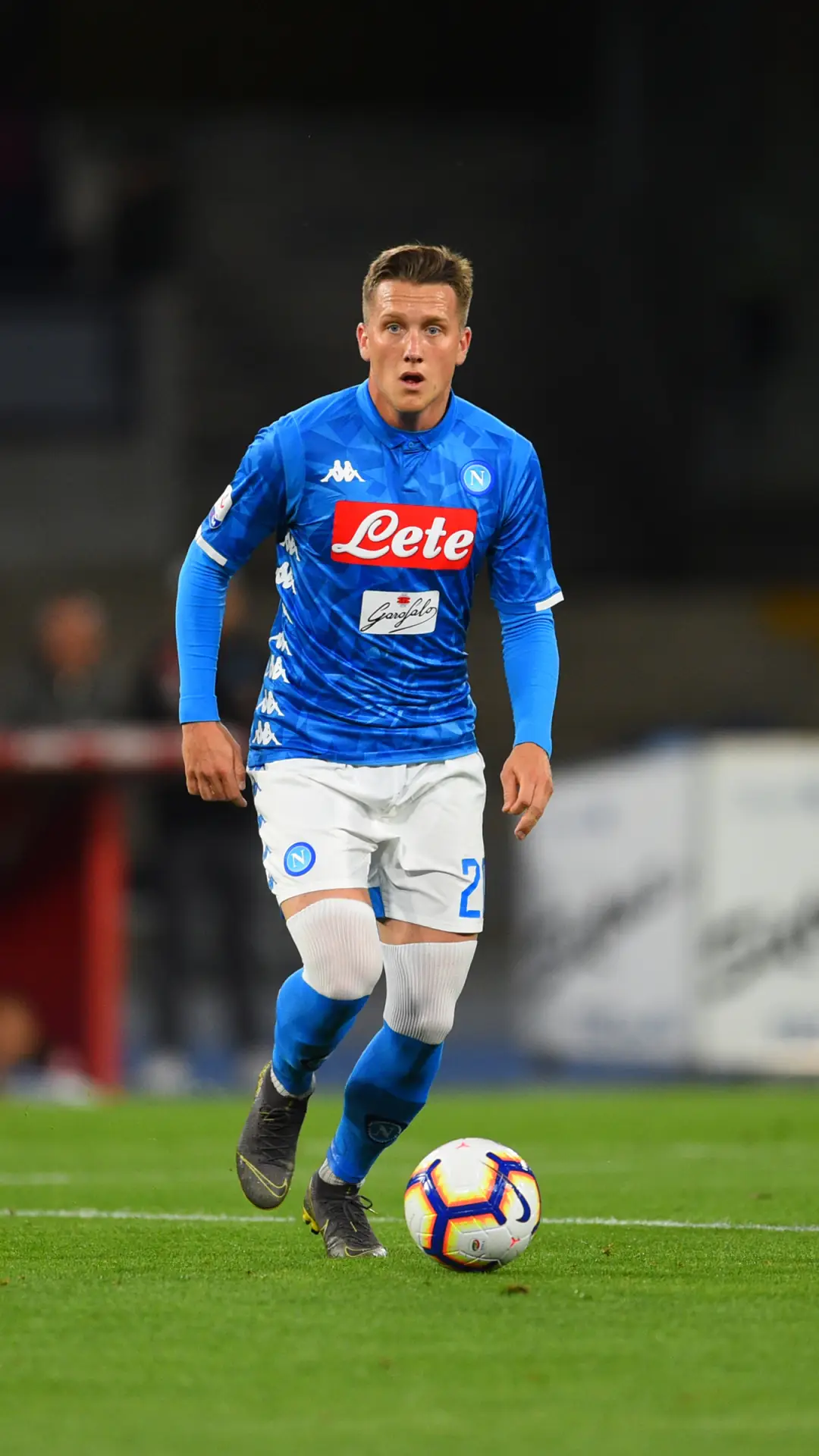 足球世界-锐景创意