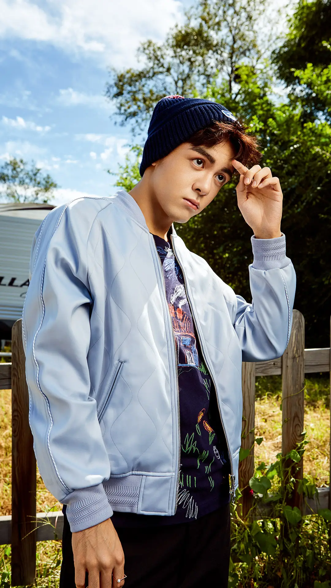 与少年曾舜唏同游